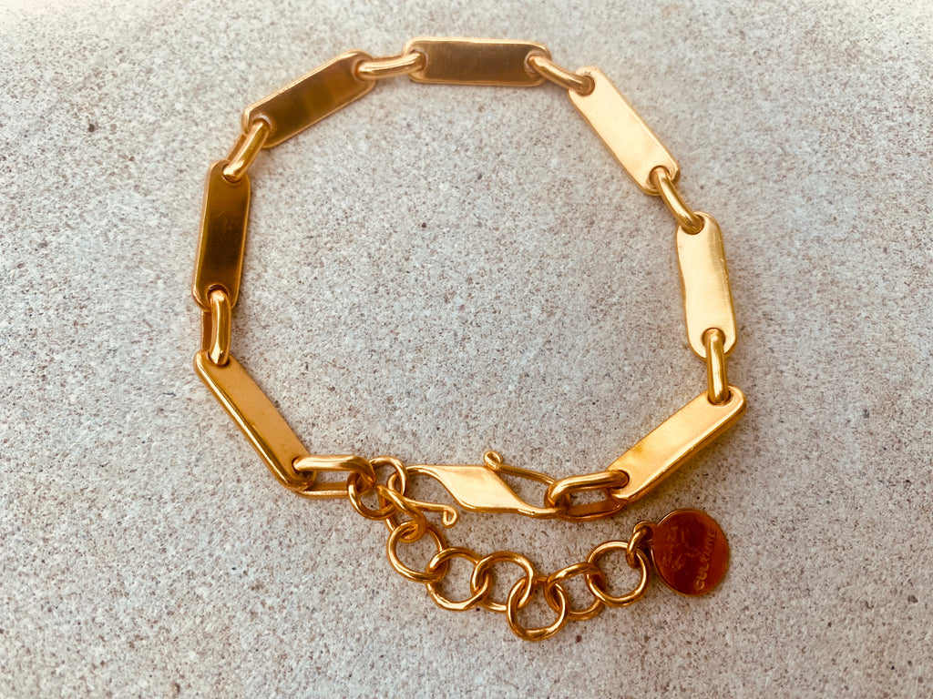 The Zaza Plate Bracelet Gold